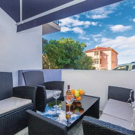 Apartment 26 Ulica Augusta Cesarca